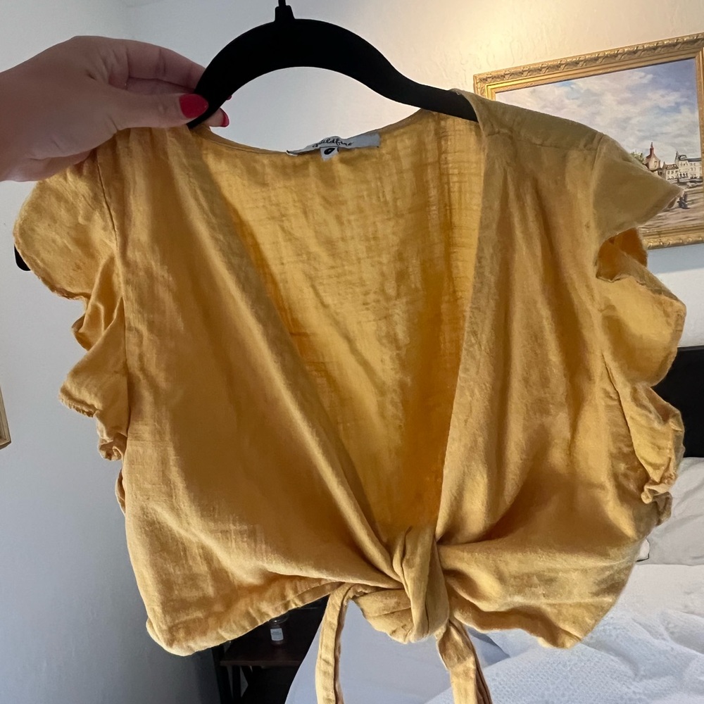 Sabo Skirt Yellow tie-front Crop